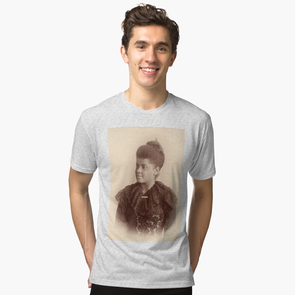 Vista previa del artículo con la obra «Camiseta de tejido mixto», diseñado y vendido por fineearth.