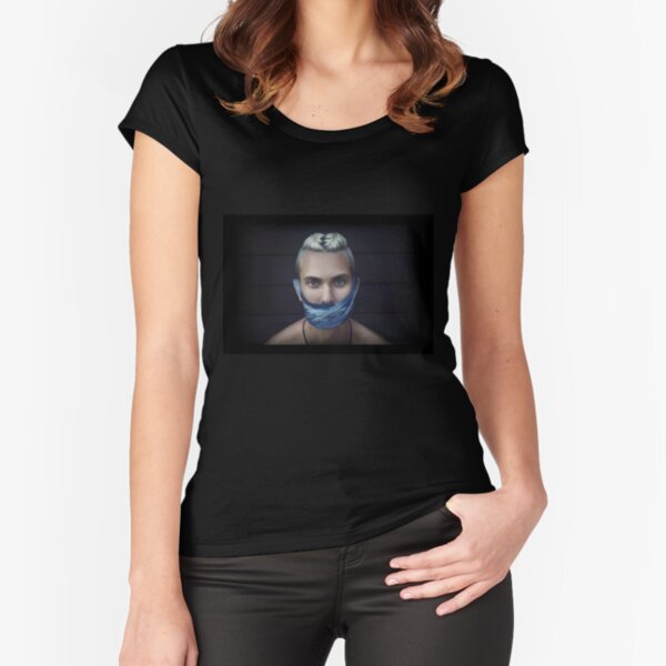 Fitted Scoop T-Shirt