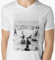Long Beach California Vintage Photo, 1920s Men's V-Neck T-Shirt