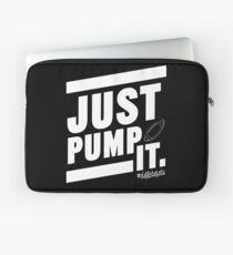 Deflate Gate - JUST PUMP IT. Laptop Sleeve