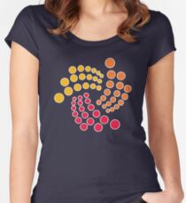 IOTA Women's Fitted Scoop T-Shirt