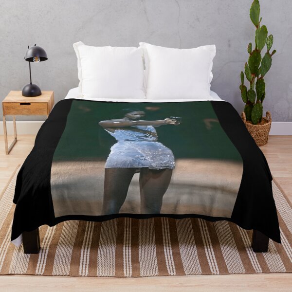 Item preview, Naomi Campbell Killer Classic designed and sold by bofanuzozied.