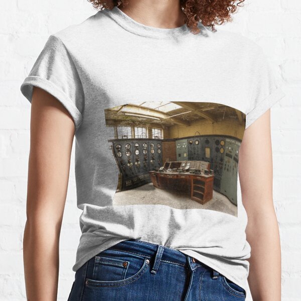 Factory 2A Classic T-Shirt