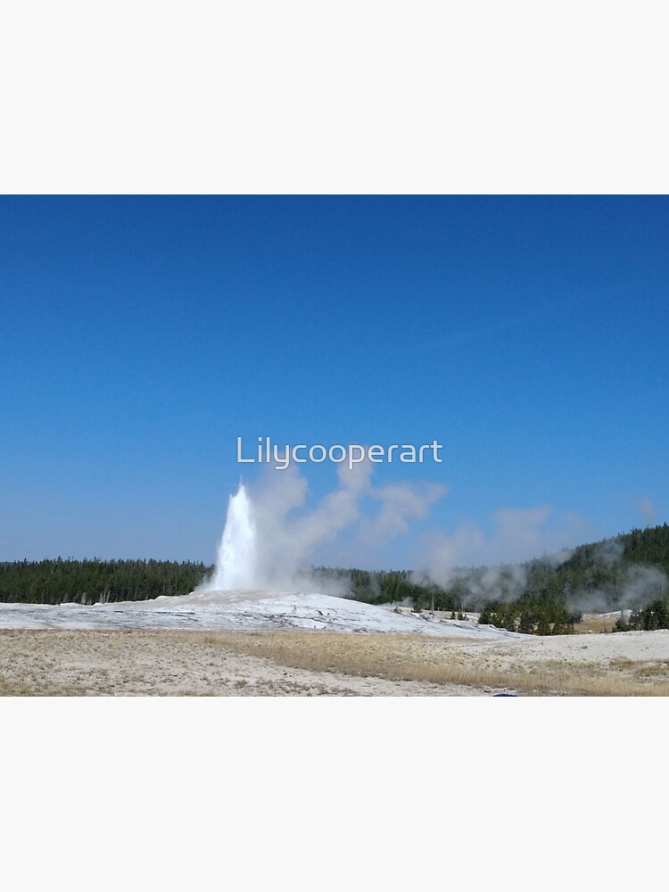 "Old faithful, yellowstone National Park, USA, nature photography