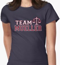 Team Müller - Gerechtigkeitswaagen Tailliertes T-Shirt für Frauen
