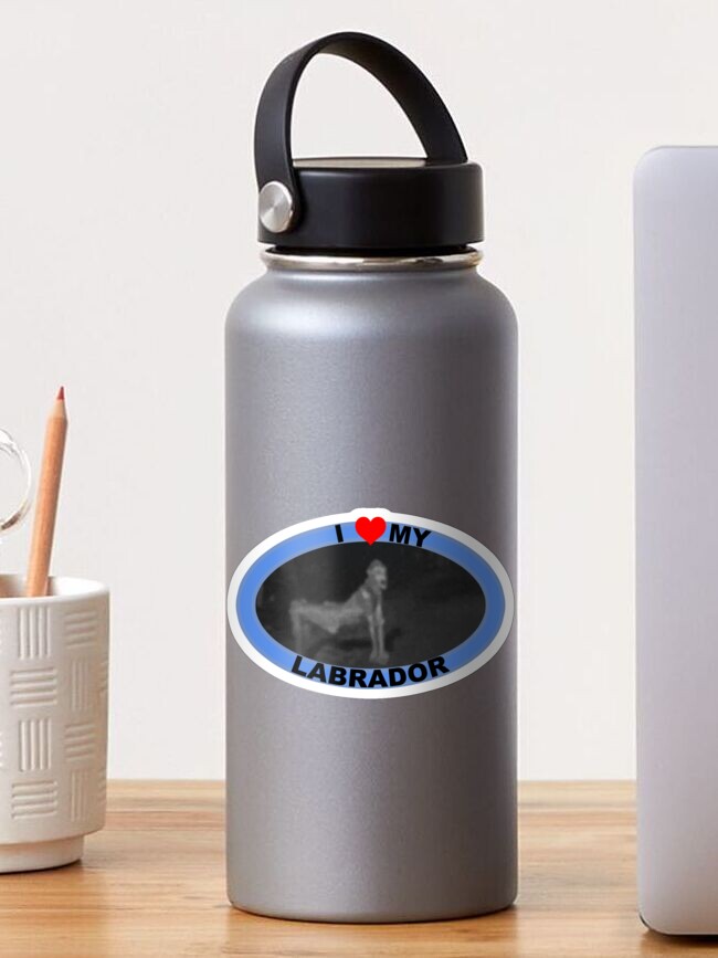 Imagen 1 de 3, Pegatina con la obra AMO A MI LABRADOR, diseñada y vendida por Jijarugen.