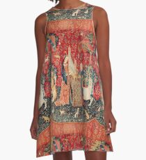 EINHORN UND DAME SPIELEN ORGEL MIT TIEREN, Hören A-Linien Kleid