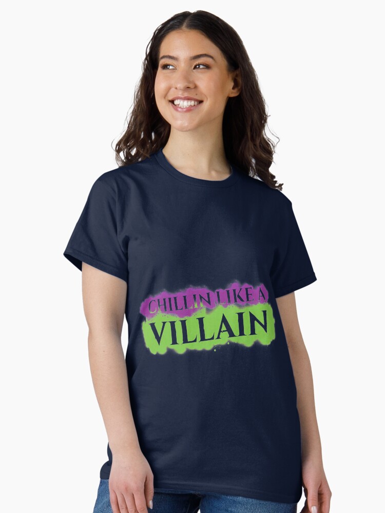 Imagen 2 de 7, Camiseta clásica con la obra Como un villano, diseñada y vendida por worksbykeola.