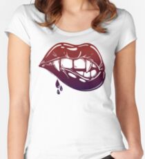 Sexy Vampir Lippen mit Blut tropft Tailliertes Rundhals-Shirt