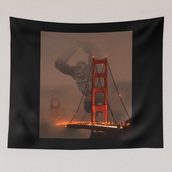 Artikelvorschau, Der Angriff auf das Golden Gate Classic T-Shirt entworfen und verkauft von DouClark.