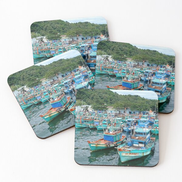 Artikelvorschau, Fischerboote, Cảng An Thới Marina, Phu Quoc, Vietnam entworfen und verkauft von Kirsten Covington.