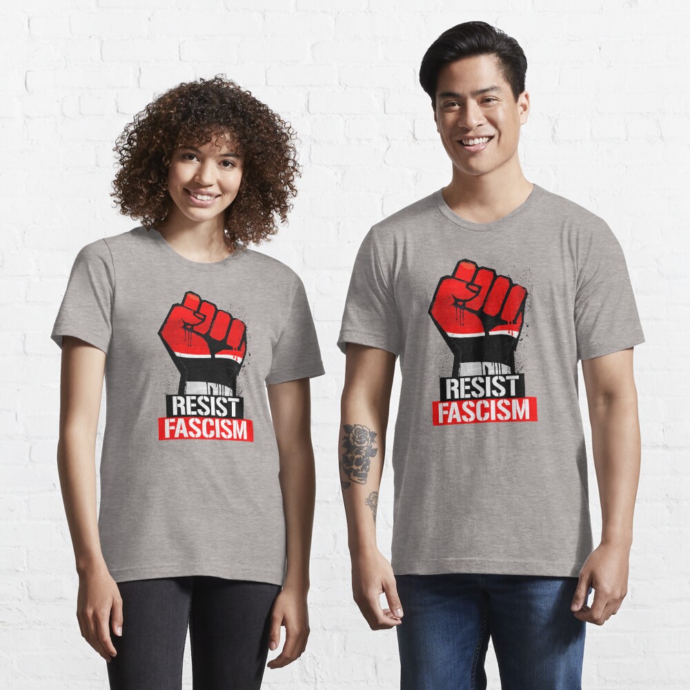 Vista previa del artículo con la obra «Camiseta esencial», diseñado y vendido por trumporium.