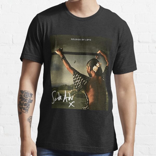 Artikel-Vorschau von Soldier of Love-Albumcover, designt und verkauft von MelittWieland.