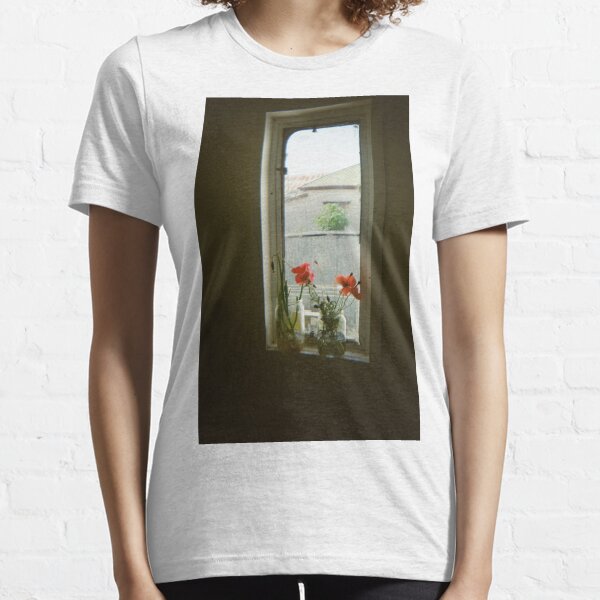 Poppies in Warwick on 35mm film Essential T-Shirt