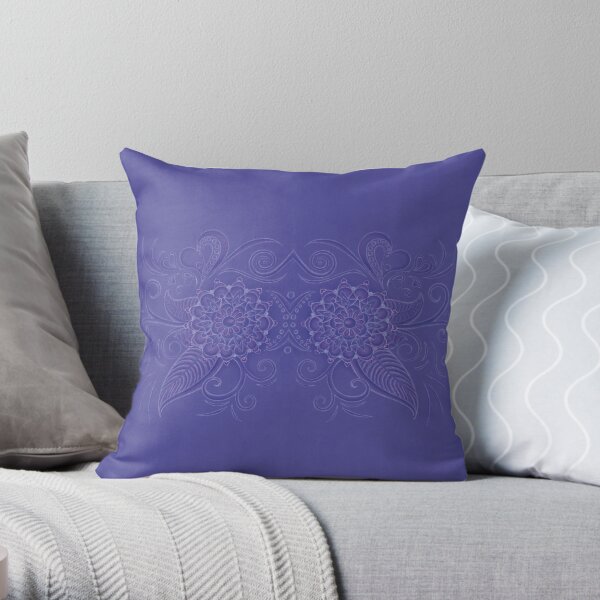 Silence in curves double Throw Pillow
