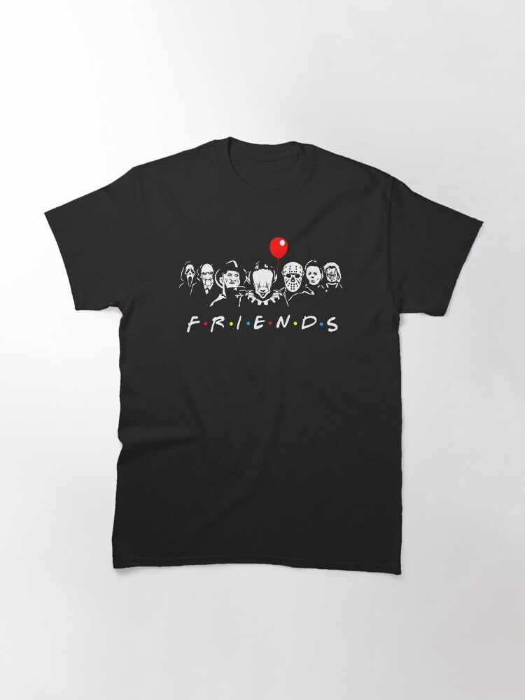 Aperçu 3 sur 7. T-shirt classique avec l'œuvre Halloween Friends Personnages de films d'horreur classiques 2022 créée et vendue par Renocrazed.