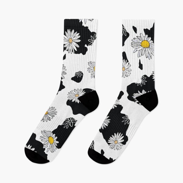 Artikelvorschau, Weiße Gänseblümchen auf Schwarzweiss-Kuh-Druck-Muster entworfen und verkauft von CJAura by Claire Jane Johnson.