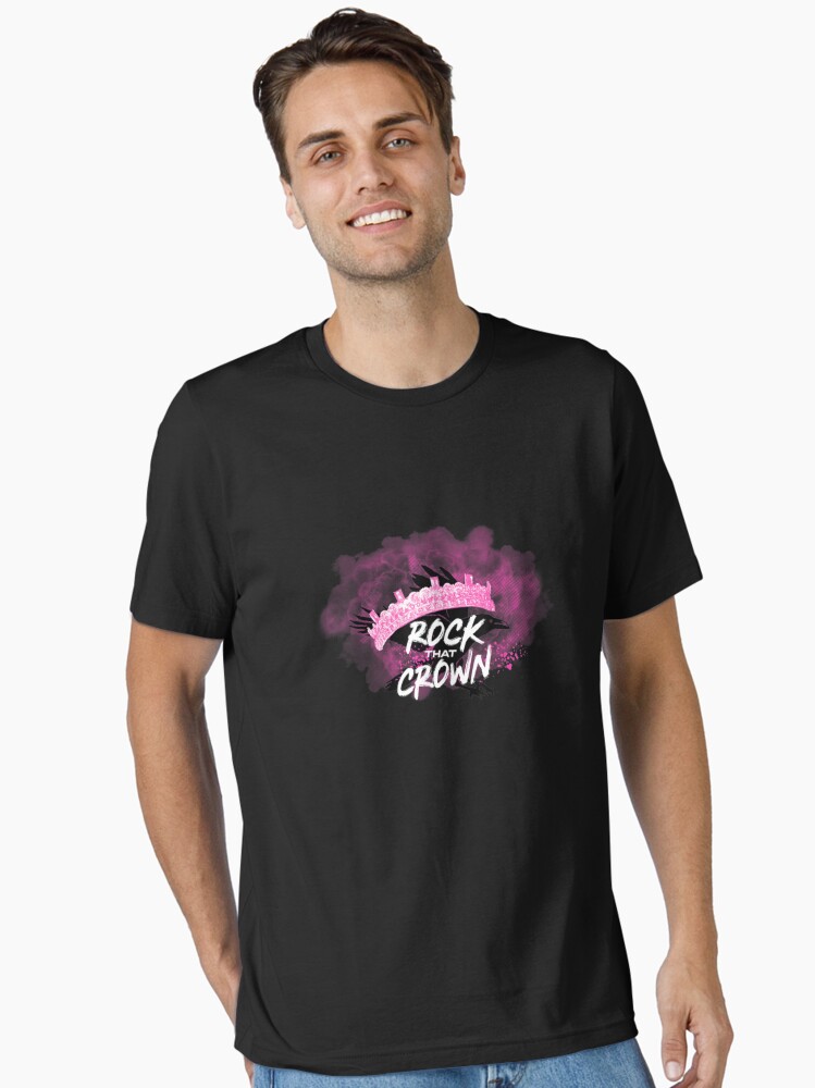 Imagen 1 de 7, Camiseta esencial con la obra Descendientes 3 Audrey Rock That Crown, diseñada y vendida por MORGANSTUMP.