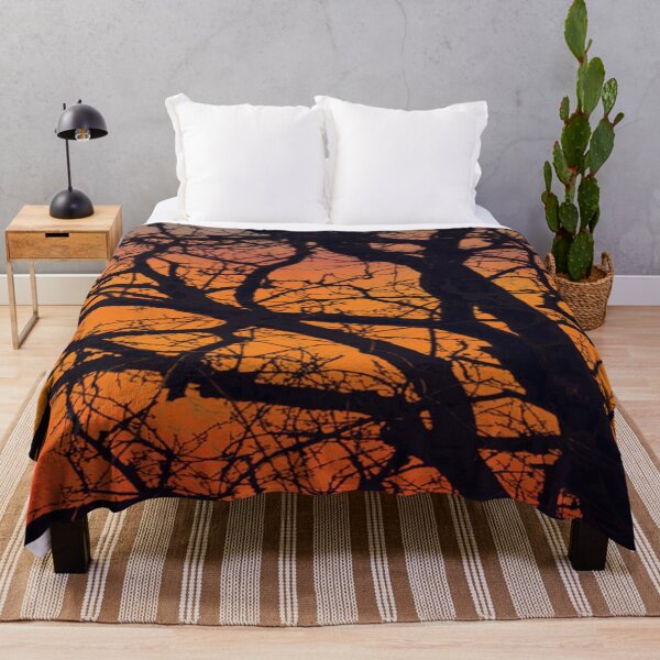 Artikelvorschau, Kahler Baum bei Sonnenuntergang entworfen und verkauft von designs-by-ann.