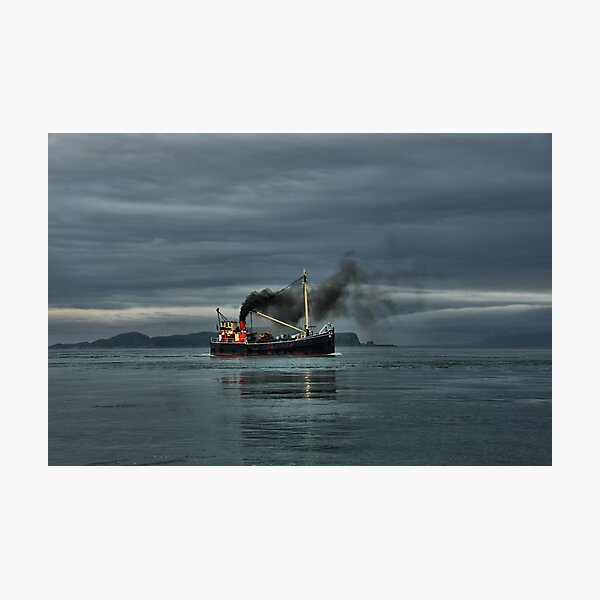 VIC32 Steaming up the Sound of Luing Photographic Print