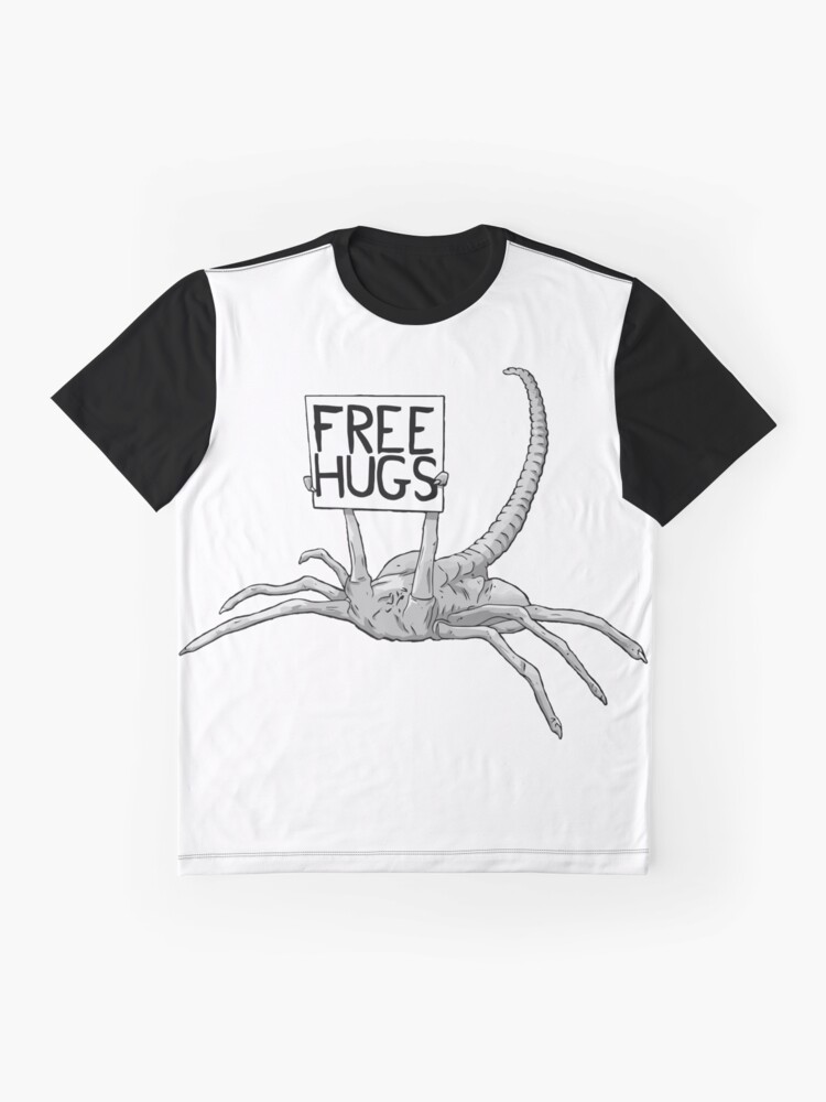 hug me xenomorph