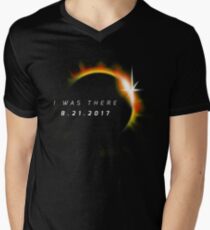 Total Solar Eclipse August 21 2017 Men's V-Neck T-Shirt