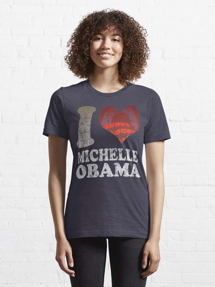 Alternative Ansicht von Ich liebe Michelle Obama T-Shirt Essential T-Shirt
