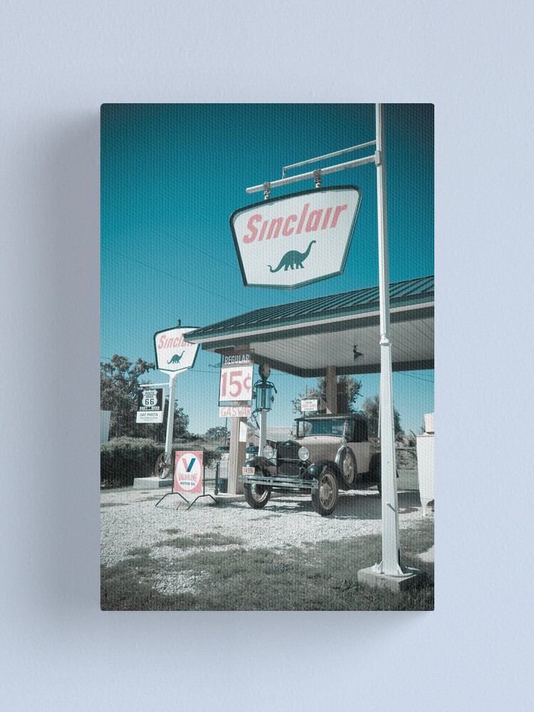 Alternate view of Gay Parita Gas Station. Missouri. (Alan Copson ©) Canvas Print