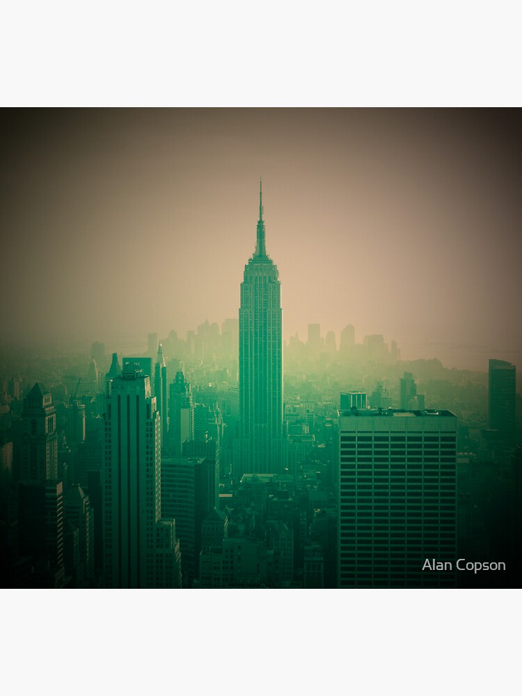 Manhattan Skyline + Empire State Building (Alan Copson © 2007) by AlanCopson
