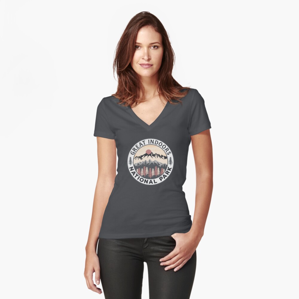 Vista previa del artículo con la obra «Camiseta entallada de cuello en V», diseñado y vendido por Road-tees.