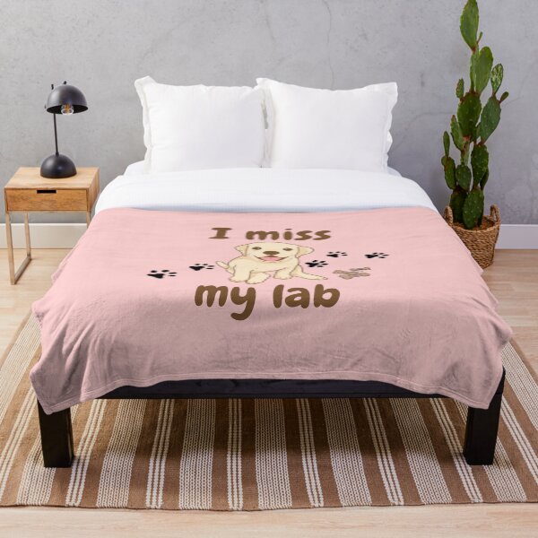 Aperçu de l'œuvre Mon labo me manque Mon chien me manque Amoureux des chiens Mes chiens me manquent créée et vendue par Apkdesigner.