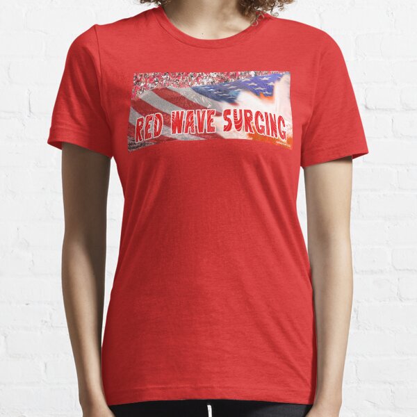 Red Wave Surging Essential T-Shirt