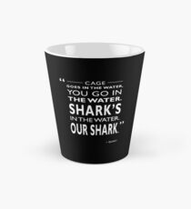 Jaws - Sharks im Wasser Tasse (konisch)