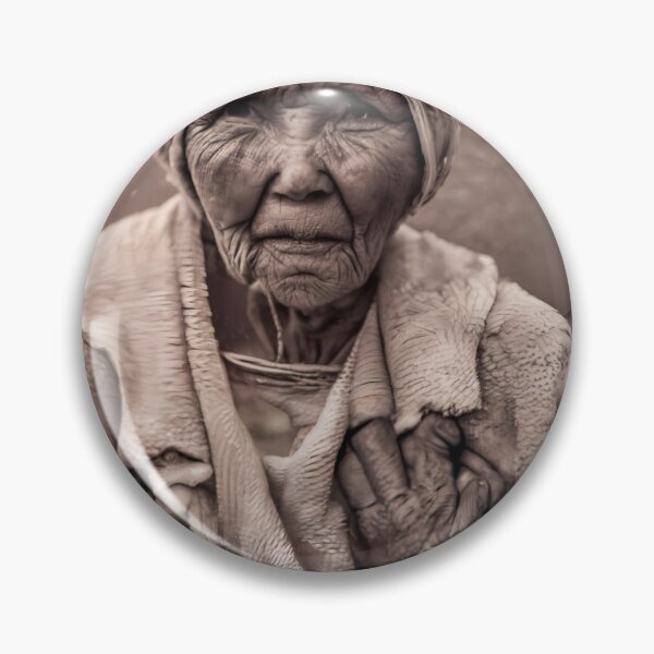 Artikelvorschau, Photograph Old Women entworfen und verkauft von BruhCatShirts.