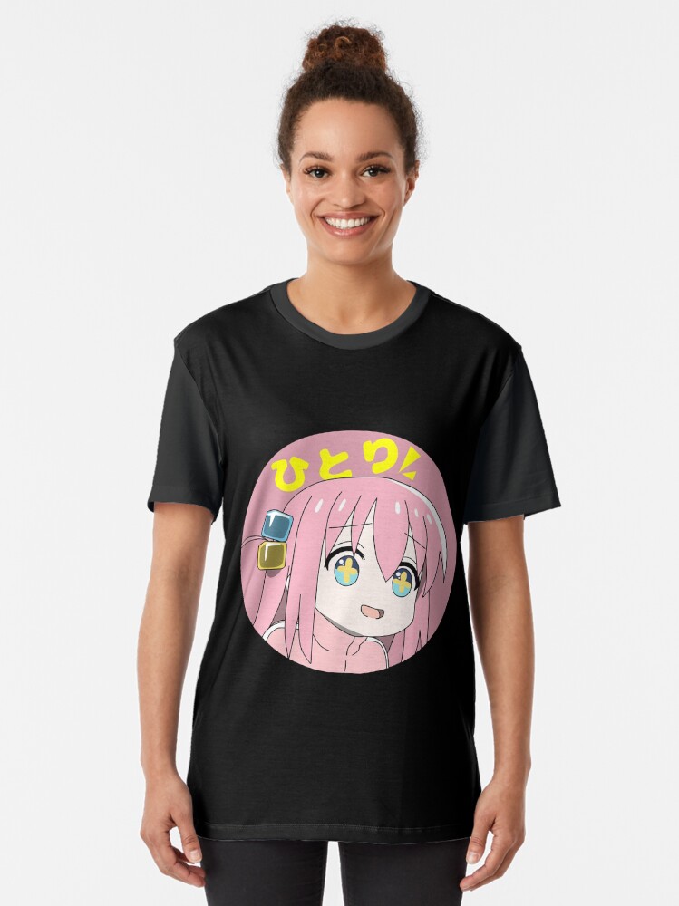 Aperçu 2 sur 5. T-shirt graphique avec l'œuvre Mignon Hitori gotou avec texte japonais créée et vendue par Semzig.