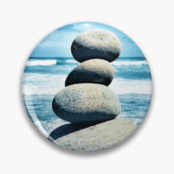 Artikelvorschau, Zen Pebble Tower – Cairn Balancing Beach Pebbles am Strand 2 von 4 entworfen und verkauft von Beachy.