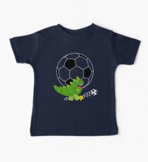 Camiseta para bebés Lindo dinosaurio jugando al fútbol - Fondo azul marino