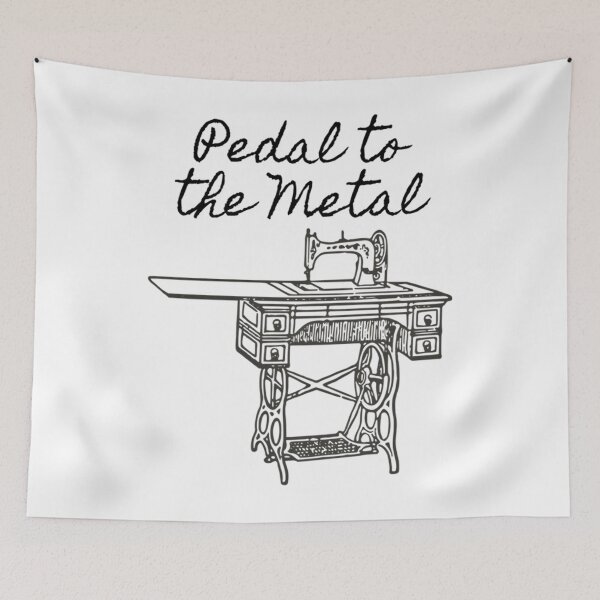 Aperçu de l'œuvre Pedal to the Metal Humorous Sewing Machine Classic créée et vendue par vodjapoodya.