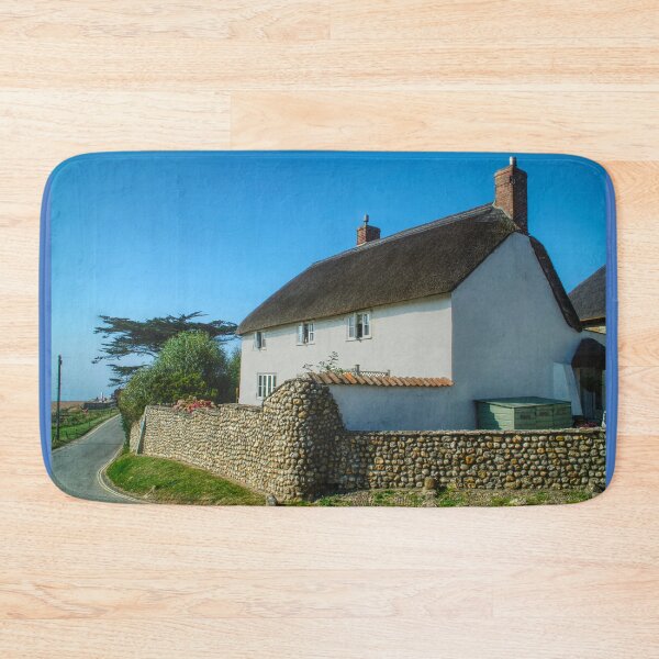 Artikelvorschau, Das Seatown Cottage in Dorset bietet Ihnen eine Unterkunft mit einer Terrasse oder einem Balkon, kostenfreiem WLAN und Gartenblick. entworfen und verkauft von Alisonchambers2.