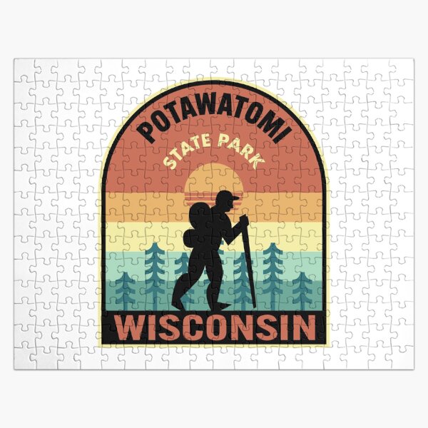 Artikel-Vorschau von Potawatomi State Park Wisconsin Retro Hiking, designt und verkauft von HalpinDesign.