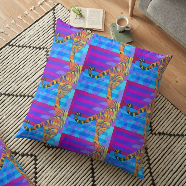Hexagram 10-Lü (Tread lightly) Floor Pillow