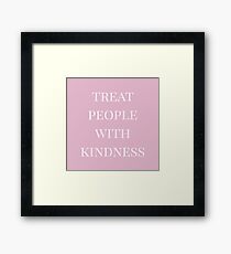 Behandle Menschen mit Freundlichkeit (pink) Gerahmtes Wandbild