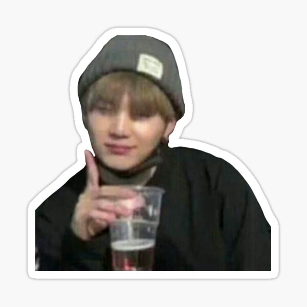 Artikel-Vorschau von Yoongi Suga stößt mit Bier an, designt und verkauft von tokki-drawings.