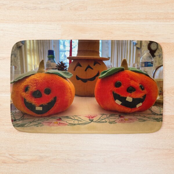 Artikelvorschau, Pumpkin Head Family entworfen und verkauft von Craig Kauzmann.