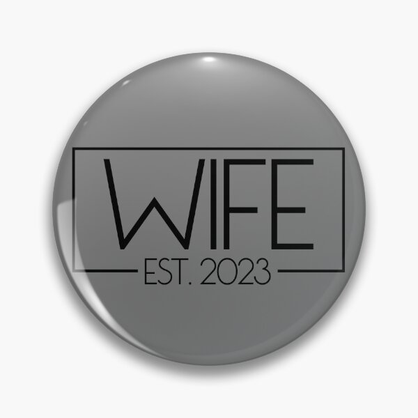 Artikelvorschau, Wife Est. 2023 Matching Couple Newlywed Married 2023 Gear entworfen und verkauft von DynamicDesign.
