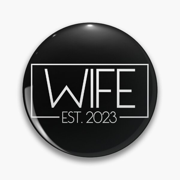 Artikelvorschau, Wife Est. 2023 Matching Couple Newlywed Married 2023 Gear entworfen und verkauft von DynamicDesign.