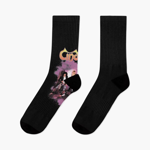 Artikelvorschau, Grafisches Cinderella-Top-Geschenk für Fans entworfen und verkauft von LeannLee.