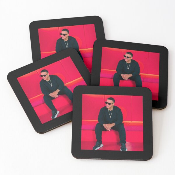 Item preview, Daddy Yankee rojo y negro Camiseta clásica designed and sold by Impressvibes.
