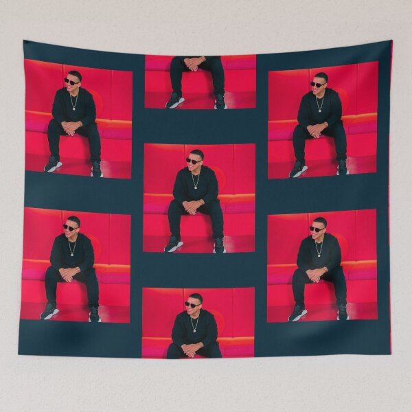 Item preview, Daddy Yankee rojo y negro Camiseta clásica designed and sold by Impressvibes.