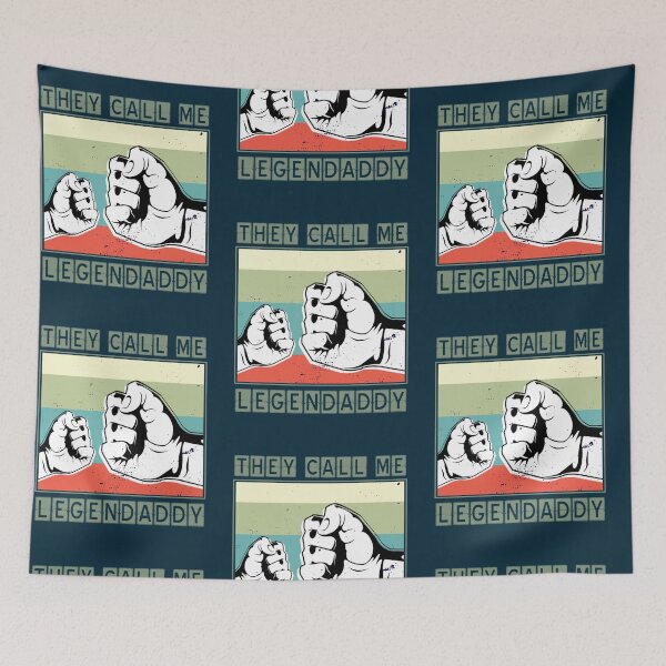 Item preview, Diseño del padre - LEGENDADDY - SUPER COOL Camiseta clásicaial designed and sold by Impressvibes.